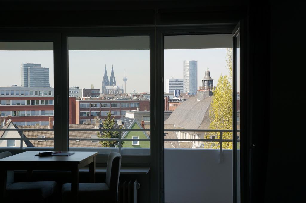Koeln Deutz/Messe, Lanxess Arena Apartment ภายนอก รูปภาพ