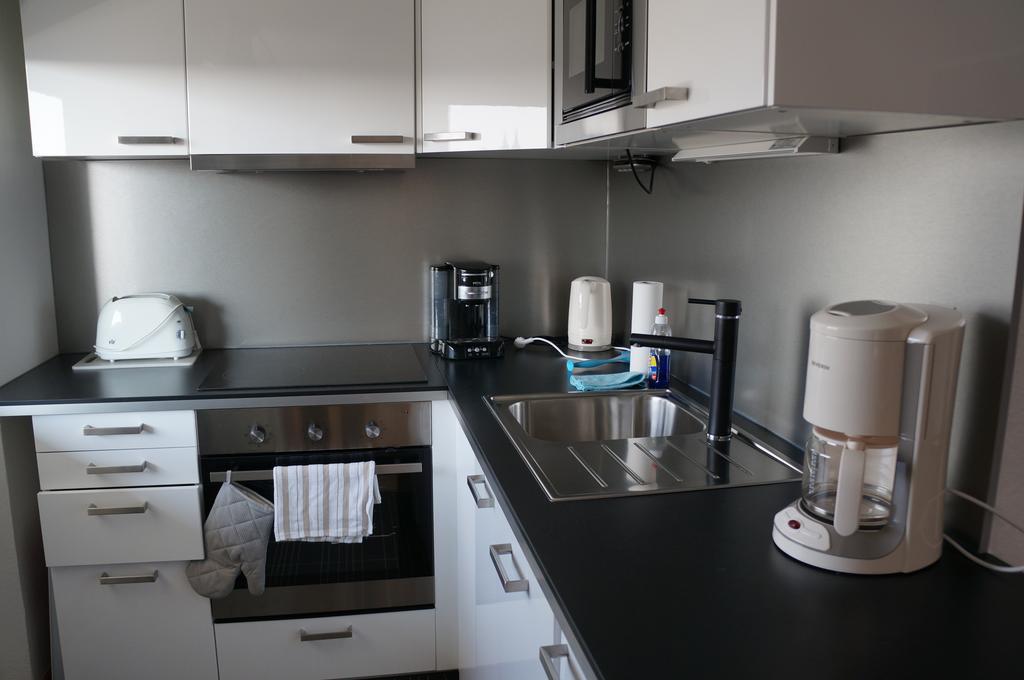 Koeln Deutz/Messe, Lanxess Arena Apartment ภายนอก รูปภาพ