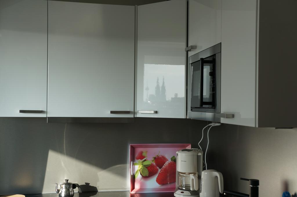 Koeln Deutz/Messe, Lanxess Arena Apartment ภายนอก รูปภาพ