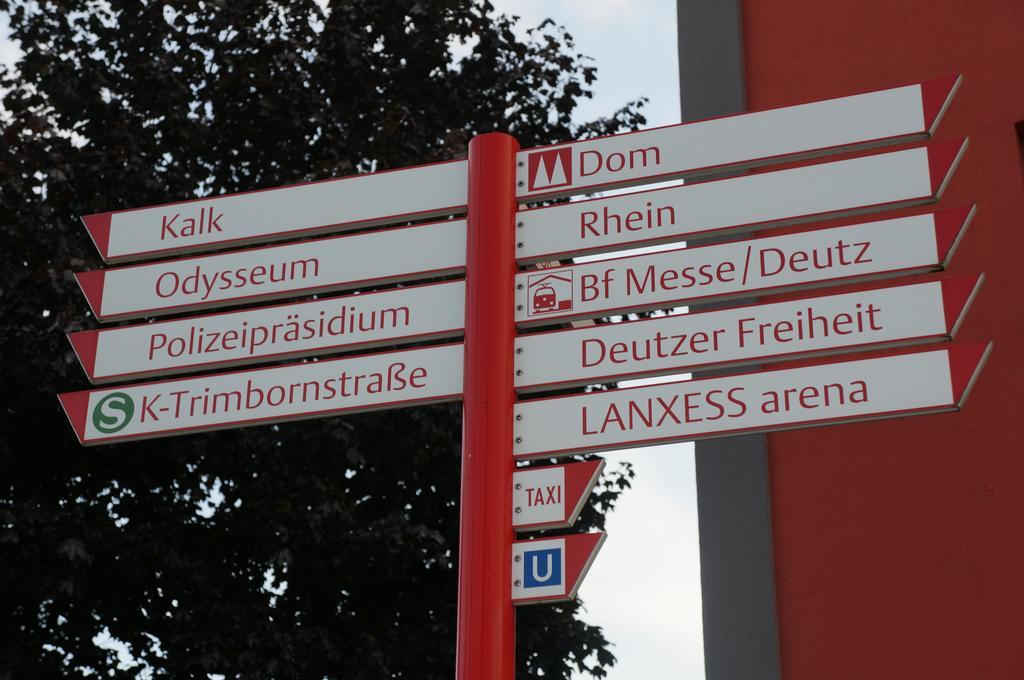 Koeln Deutz/Messe, Lanxess Arena Apartment ภายนอก รูปภาพ