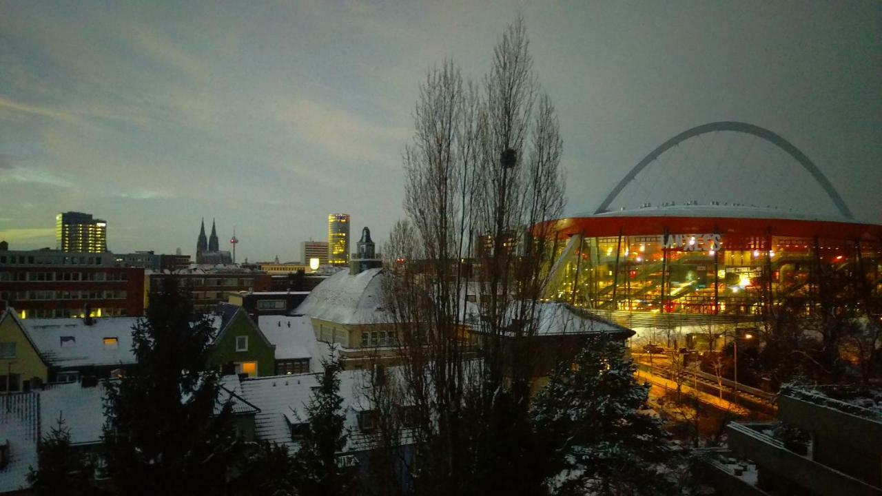 Koeln Deutz/Messe, Lanxess Arena Apartment ภายนอก รูปภาพ